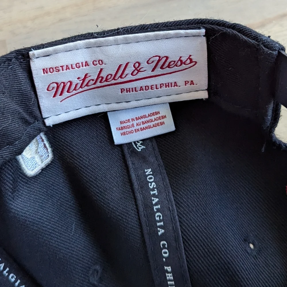 Mitchell & Ness great gently